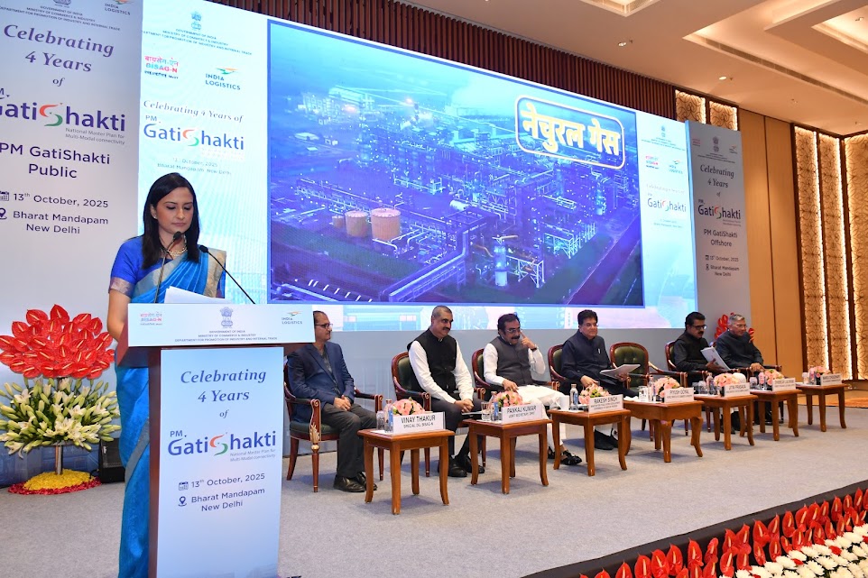 Best Female Emcee in Delhi/Gurgaon India Government Event - Gati Shakti
                                                    Event . Chief Guest - Shri Piyush Goyal, Hon’ble Union Minister of
                                                    Commerce & Industry Government Event Emcee